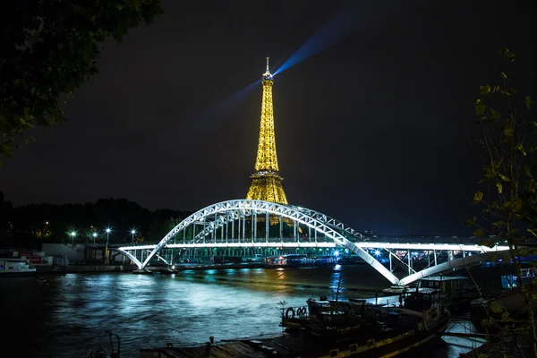 Eiffel Tower at night — Stock Photo, Image