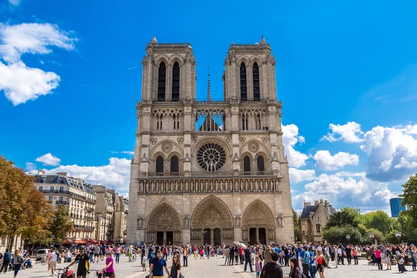 Notre Dame de Paris katedraali — kuvapankkivalokuva