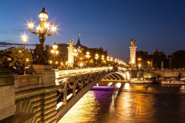 Alexandre III Köprüsü