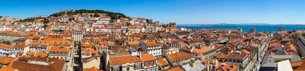 Panoramisch uitzicht over Lissabon — Stockfoto