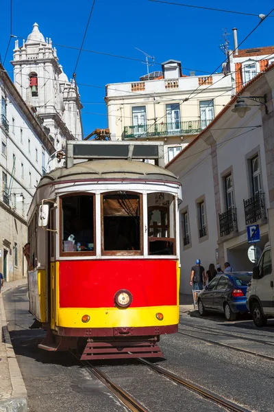 Lizbon Vintage tramvay — Stok fotoğraf