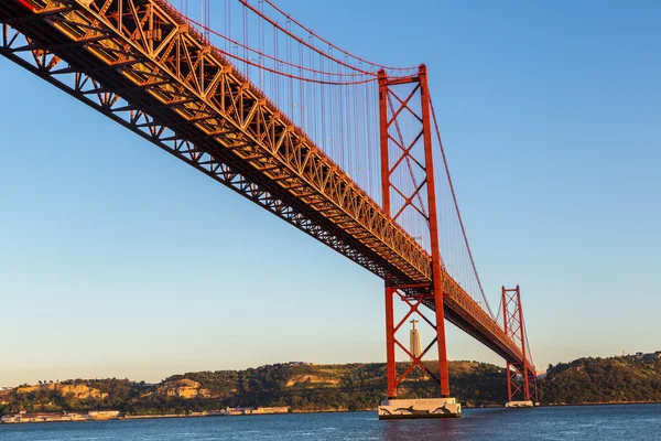 Järnvägsbro i Lissabon — Stockfoto
