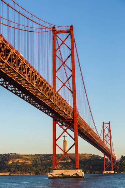 Eisenbahnbrücke in Lissabon — Stockfoto