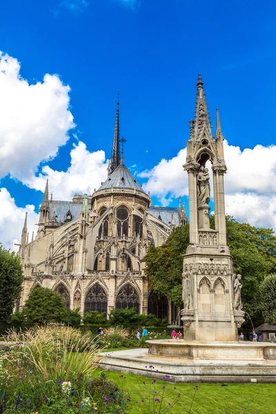 Notre dame de paris — Stockfoto