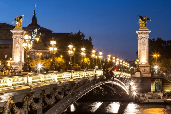 Puente del Alexandre III en París — Foto de Stock
