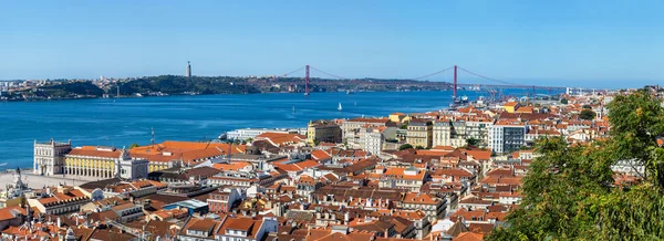 Panoramablick auf Lissabon — Stockfoto