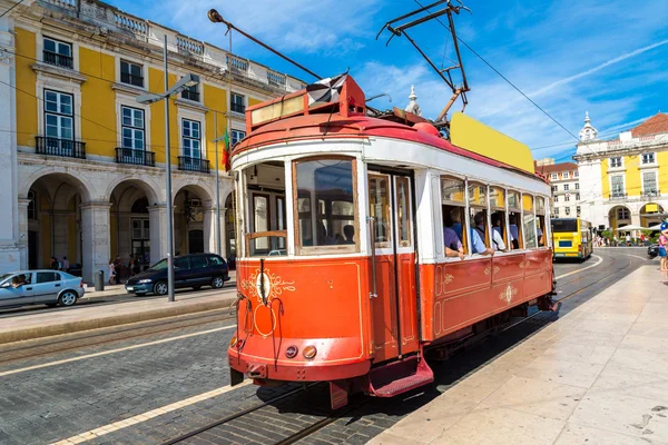 Vintage tram in Lisbon — Stock Photo, Image