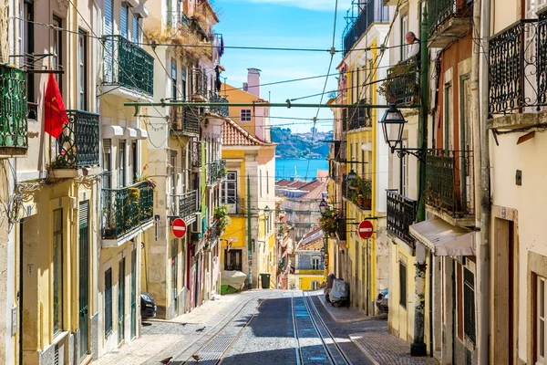 Antigua calle de Lisboa — Foto de Stock