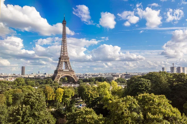 Eiffeltoren in Parijs — Stockfoto