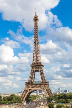 Paris 'teki Eyfel Kulesi