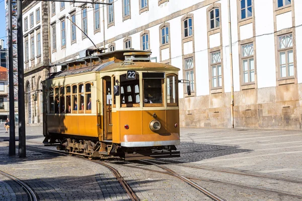 Historical tram in Porto — Stock Photo, Image