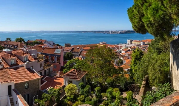 Panoramic view of Lisbon — Stock Photo, Image