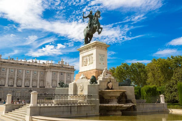 Monument of Philip IV of Spain in Madrid — Stock Photo, Image