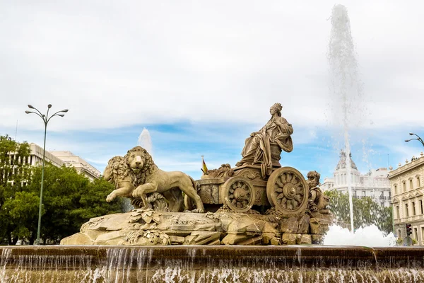 Cibeles fontänen i madrid — Stockfoto