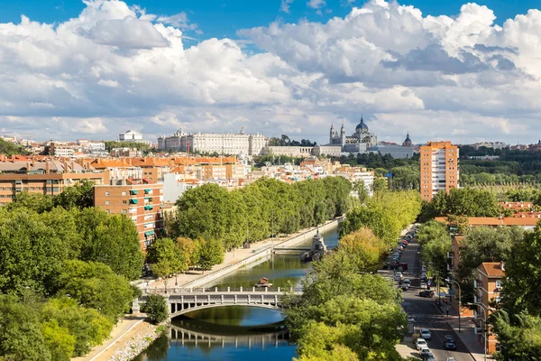 Catedral y Palacio Real de Madrid —  Fotos de Stock