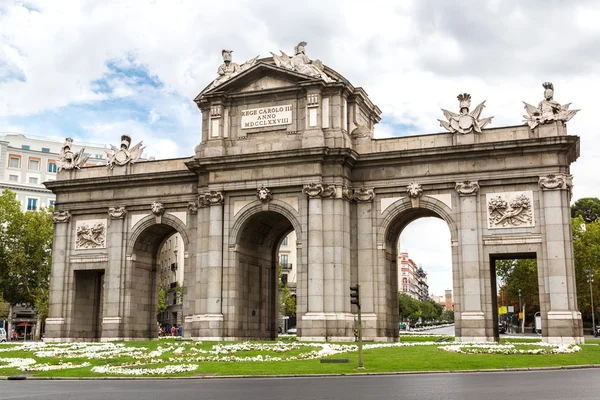 Puerta de Alcala w Madrycie — Zdjęcie stockowe