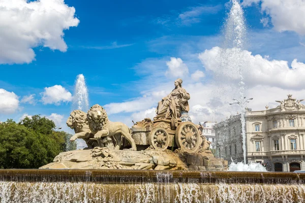 Cibeles fountain in Madrid — Stock Photo, Image
