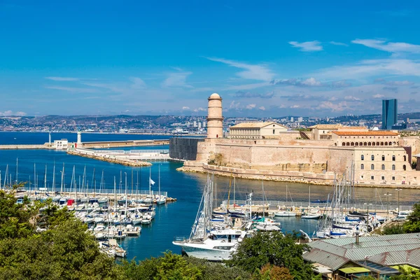 Castle and Cathedral de la Major in Marseille — Stock Photo, Image