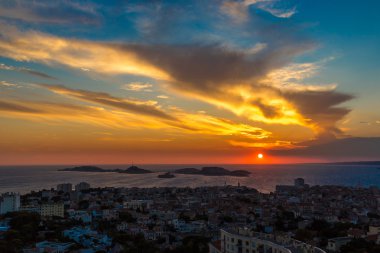 Chateau d'If görünümünde Marsilya