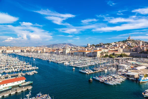 Cattedrale e vecchio porto di Marsiglia — Foto Stock