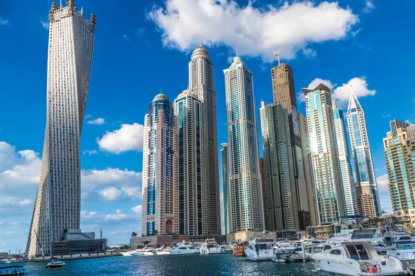 Dubai Marina paysage urbain, Émirats arabes unis — Photo