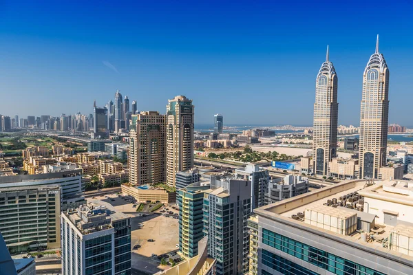 Dubai innenstadtarchitektur — Stockfoto