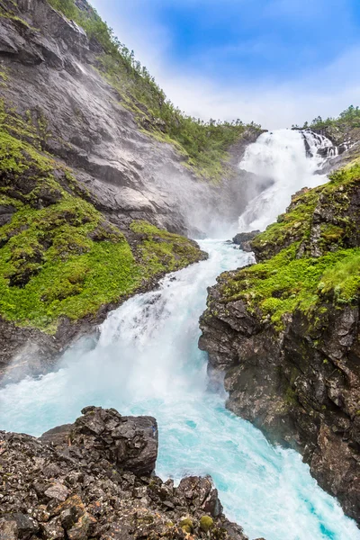 Giant Kjosfossen vattenfall i Norge — Stockfoto