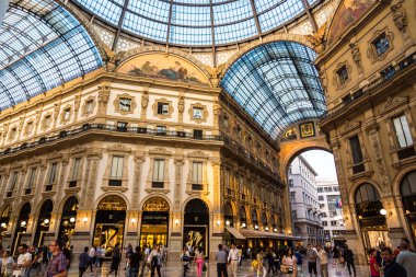 Milano 'daki Galleria Vittorio Emanuele II