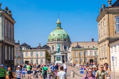 Kale Amalienborg Kopenhag,
