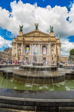 Opera ve bale Tiyatrosu Lviv