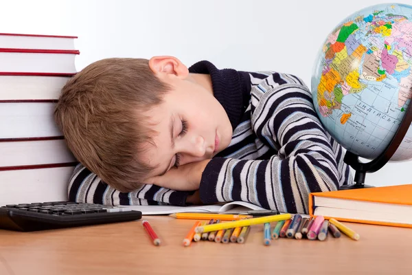 Cansado Schoolboy dormir — Fotografia de Stock