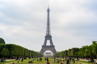 Paris 'teki Eyfel Kulesi