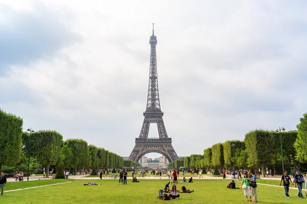 Torre Eiffel em Paris — Fotografia de Stock