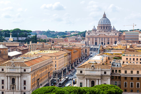 Basilica of St. Peter in a summer day in Vatican and Rome city view