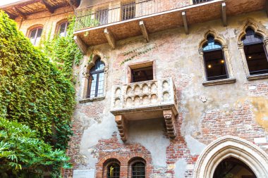 Romeo ve Juliet balkon Verona