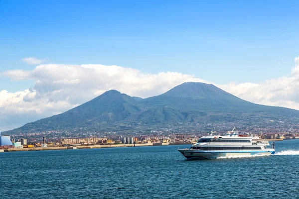 Mount Vesuvius in Naples, Italy — Stock Photo, Image