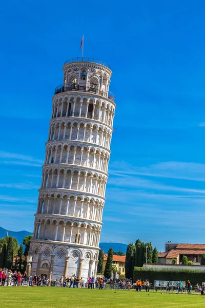 Torre inclinada en Pisa — Foto de Stock