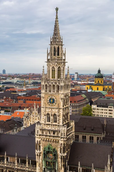 A légi felvétel a Marienplatz városháza — Stock Fotó