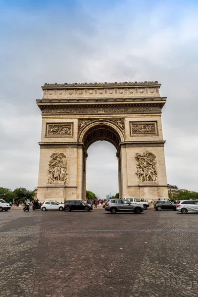 Arco do Triunfo de l 'Etoile em Paris — Fotografia de Stock