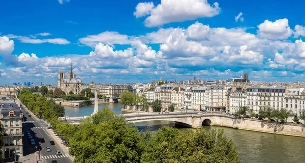 Senna e Notre Dame de Paris — Foto Stock