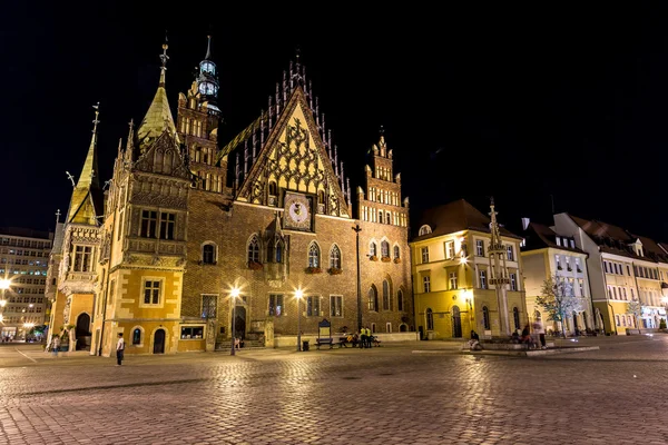 Oude stadhuis op nadert, Wroclaw — Stockfoto