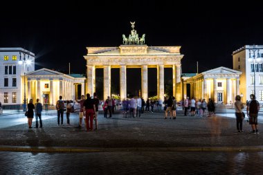 Berlin 'de Brandenburg kapısı