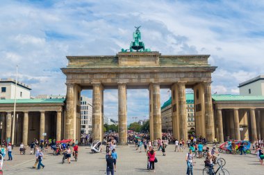 Berlin 'de Brandenburg kapısı