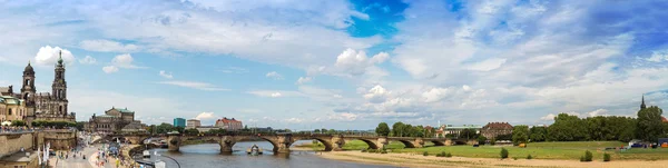 Dresden in beautiful summer day — Stock Photo, Image