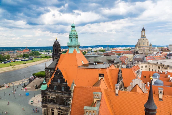 Igreja de dresden e frauenkirche — Fotografia de Stock