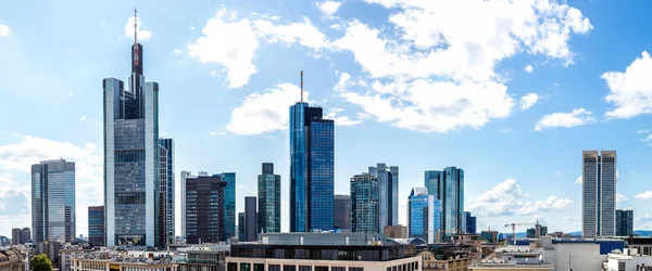 Distrito financeiro em Frankfurt — Fotografia de Stock