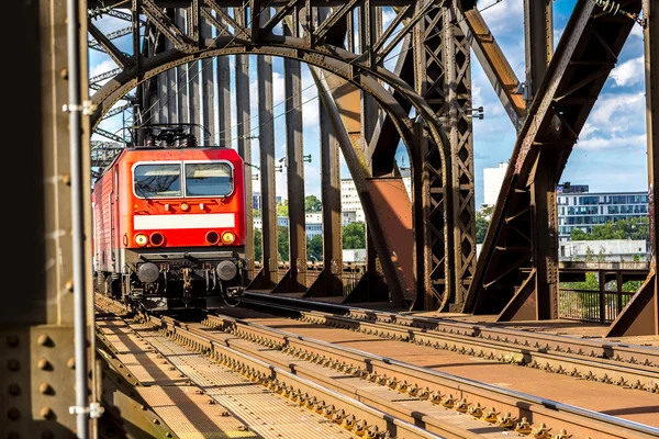 Elektrická lokomotiva ve Frankfurtu — Stock fotografie