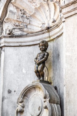Manneken pis heykeli Brüksel