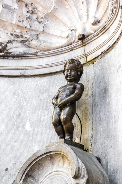 Soška Manneken pis v Bruselu — Stock fotografie