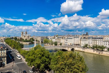 Seine ve Notre Dame de Paris